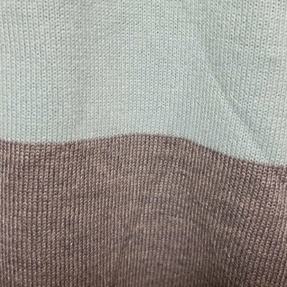 Forever 21 blue grey colorblock light sweater L - Picture 3 of 5